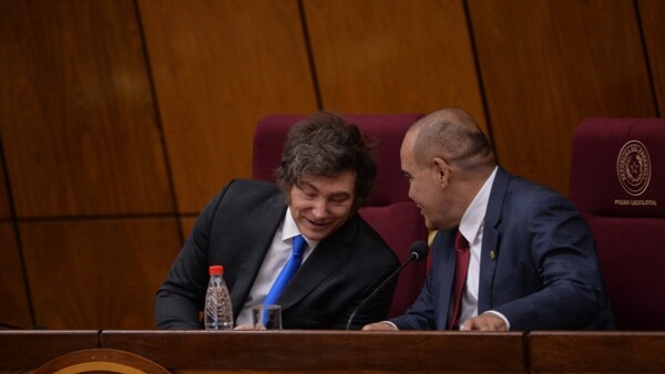 Javier Milei adelantó construcción de un nuevo puente con Paraguay