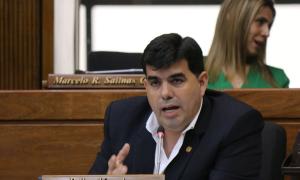 Diputado exige que Peña se someta a la Fiscalía por “sobres con dólares” - OviedoPress