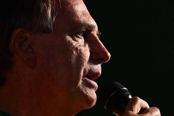 Bolsonaro es diagnosticado con cáncer de piel  - Mundo - ABC Color
