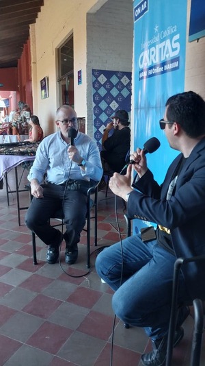 Outsiders y falta de experiencia marcan la política, dice analista. - Portal Digital Cáritas Universidad Católica