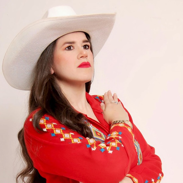 Popular / Noelia Cazzola presenta su disco: "Che Ha'e Kuña Paraguay"