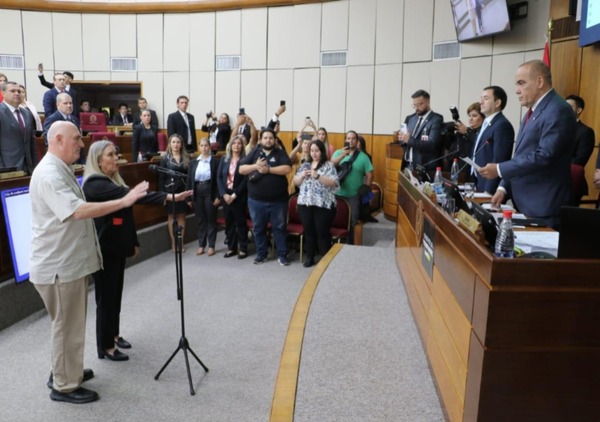 Asumieron los reemplazantes de "Yamy Nal" y "Chaqueñito" - San Lorenzo Hoy