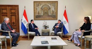 Canciller se reúne con autoridades para impulsar Che Róga Porã a paraguayos en el exterior - ADN Digital