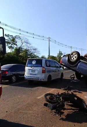 Fatal accidente de tránsito en Tacuara deja un motociclista fallecido y un automovilista aprehendido - Concepción al Día