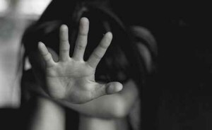 Condenan a 17 años de cárcel a un hombre que abusaba de su hijita