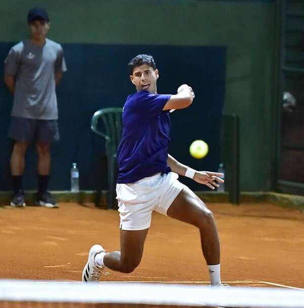 Tenis: Dani Vallejo avanza a cuartos de final en Brasil - Polideportivo - ABC Color
