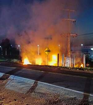 Explosión de transformador de la ANDE generó susto en Mbocayaty - Nacionales - ABC Color