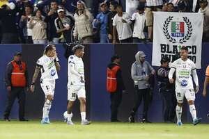 Once Caldas se impone en Ecuador con doblete de Dayro Moreno - Copa Sudamericana - ABC Color