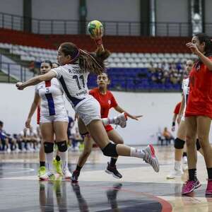 Sur Centro de Handball: Guerreritas van bien y ahora se viene Brasil - Polideportivo - ABC Color