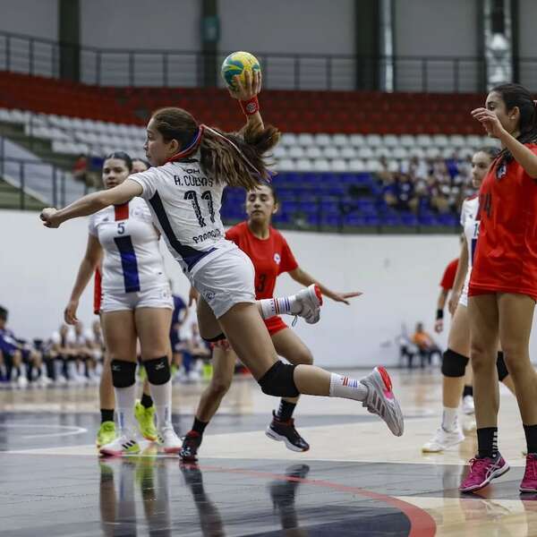 Sur Centro de Handball: Guerreritas van bien y ahora se viene Brasil - Polideportivo - ABC Color