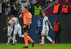 Versus / Dayro Moreno pone a soñar a Once Caldas en la Sudamericana