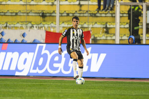 Versus / El Atlético Mineiro de Junior Alonso sale vivo de La Paz