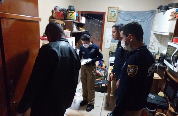 Policía mató a balazos a su pareja e hija en Presidente Franco | Unicanal