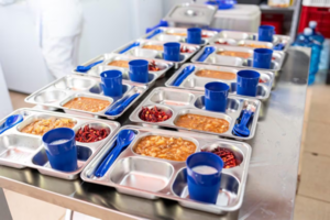 Hambre Cero: multan a firma proveedora porque no alcanzó el almuerzo a alumnos de Ypané
