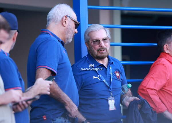 Versus / Cerro Porteño busca el retorno de un entrenador campeón con el "Ciclón"