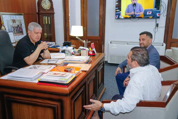 Intendente de Encarnación se reúne con el ministro del Interior para coordinar seguridad de futuros eventos