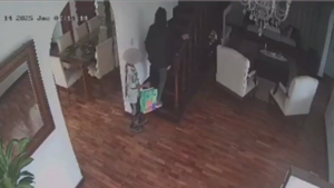 Video: Policía busca a recicladora que utilizó a su hijo menor para robar en vivienda de Asunción