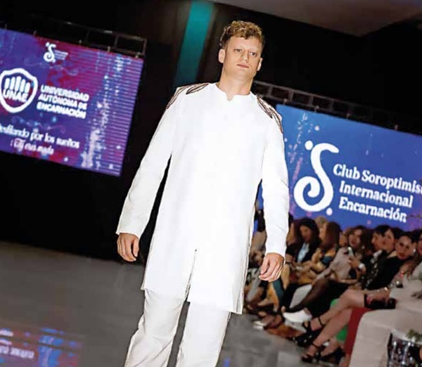 Raíces Moda y Patrimonio brilló en desfile solidario en Encarnación