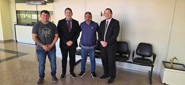 Tribunal absuelve a periodistas querellados por difamación e injuria - La Tribuna