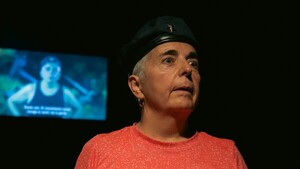 La revolución del temblor: teatro, poesía y resiliencia frente al párkinson