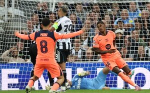 Versus / Un doblete de Rashford da la victoria al Barcelona ante el Newcastle