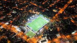 Recoleta FC: Canario en nido adornado - Fútbol - ABC Color