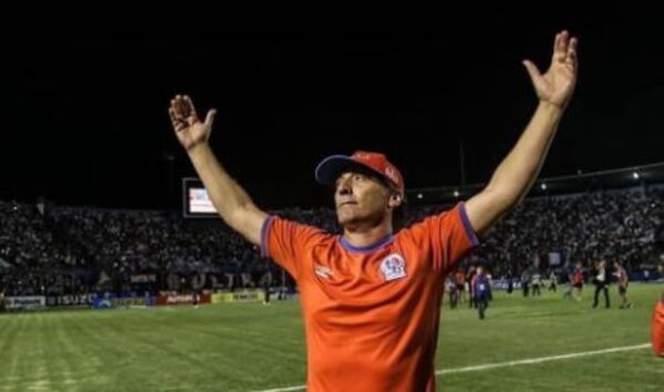 Popular / Pedrito Troglio le dijo "eju lunes" a directivos del Ciclón