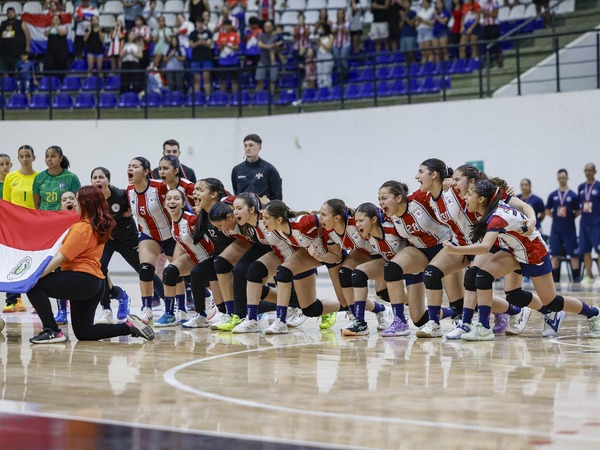 Triunfazo de las Guerreritas ante Brasil en el Torneo SCA de Handball U13 - La Tribuna