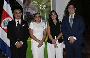 Costa Rica celebró en Paraguay 204 años de independencia - Sociales - ABC Color