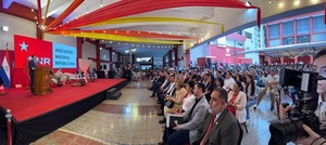 “Mi prioridad es la juventud”: Cartes lanza becas y promueve capacitaciones - ADN Digital