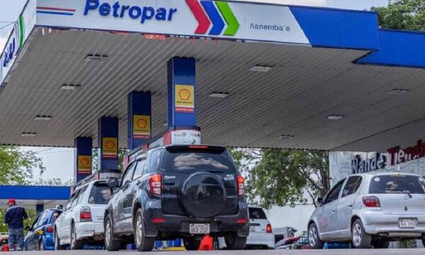 Gobierno anuncia reducción de G. 250 en el precio de los combustibles de Petropar – Prensa 5
