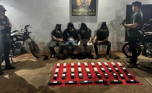 Cae importante carga de marihuana y detienen a cuatro personas