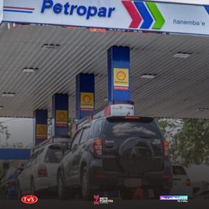 GOBIERNO REDUCE PRECIOS DE COMBUSTIBLES DE PETROPAR EN G. 250 POR LITRO - «TVS DIGITAL»