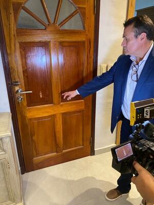 Ataque a casa de periodista en Lambaré: los primeros pasos de la investigación - Policiales - ABC Color