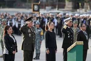 La presidenta de México conmemora en la capital del país los terremotos de 1985 y 2017 - Mundo - ABC Color