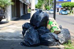 Director promete regularizar el servicio de recolección de basura para el fin de semana - Policiales - ABC Color