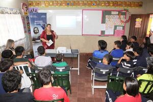 Se realizó charla educativa en la ciudad de Villeta