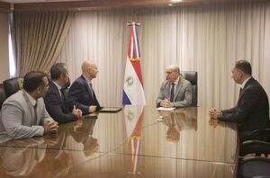 Presidente de la CSJ recibió en audiencia al representante residente del PNUD en Paraguay