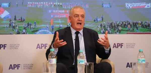 Versus / "Antes que maten a un jugador, me van a tener que meter un balazo a mí"
