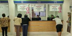IPS habilita ventanillas preferenciales para adultos mayores y embarazadas - Nacionales - ABC Color
