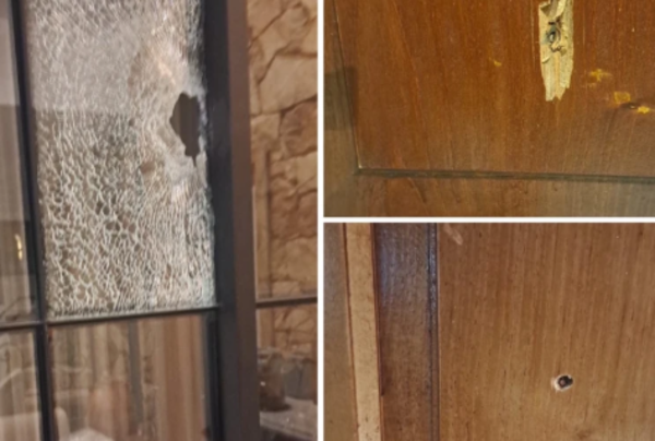 Atacan a balazos la casa de un periodista en Lambaré