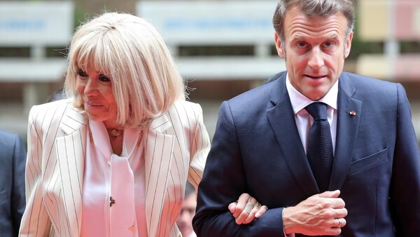 Los Macron presentarán pruebas científicas para demostrar que Brigitte es mujer