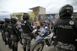 Ecuador amplía toque de queda ante huelga por eliminación del subsidio al diésel - ADN Digital