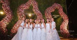 La Nación / Hoy es noche de debut, flores y valses en el Club Centenario