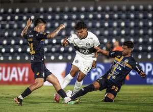 Olimpia y Trinidense, estancados en Sajonia - Fútbol - ABC Color