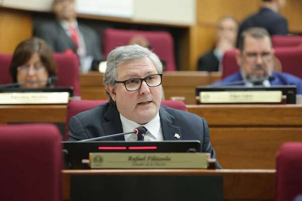 El Presidente debe explicar origen de “dólares perdidos” - Política - ABC Color