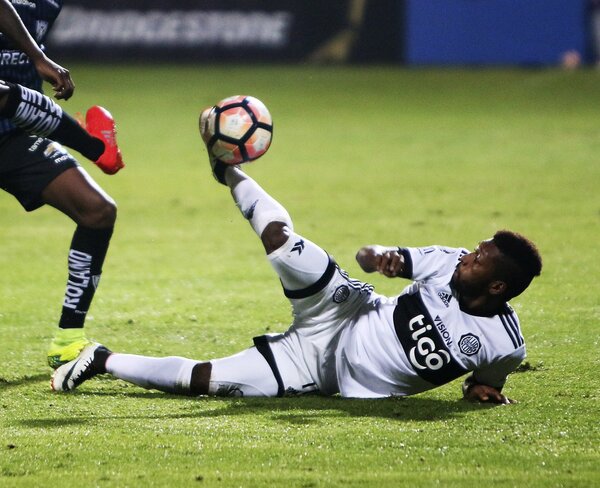 El ex Olimpia, «Speedy» González, es asesinado a balazos en Ecuador