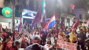 Dirigente político pide salir a la calle para erradicar la corrupción estatal - Política - ABC Color