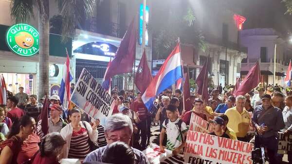 Dirigente político pide salir a la calle para erradicar la corrupción estatal - Política - ABC Color