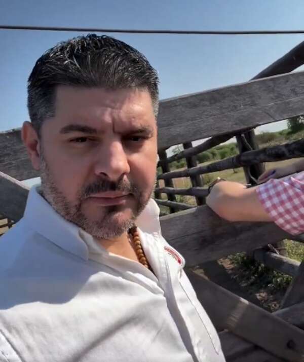El nuevo emprendimiento de Nenecho: ¿cómo “paga sus cuentas”? - Política - ABC Color